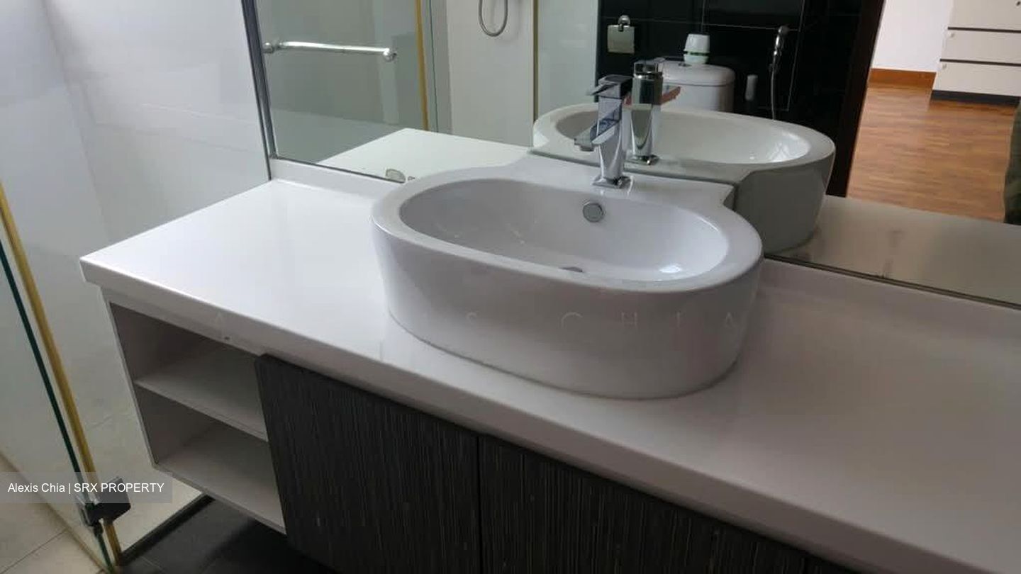 Compass Heights (D19), Apartment #563176351